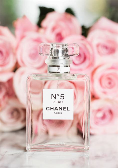 perfume chanel eau|chanel perfume no 5 l'eau.